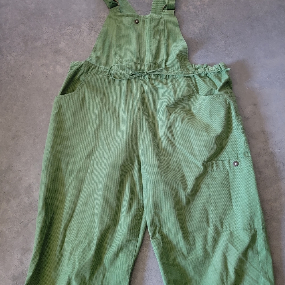 gudrun sjoden green bibs